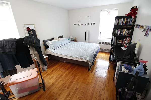 Sold by Realty Nerd | media 15