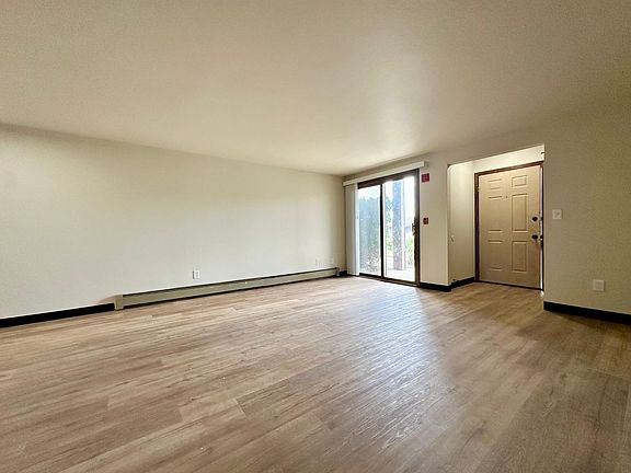 3rd image of 1760 Eldorado Dr #10