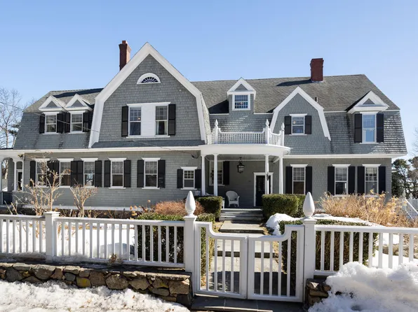 87 Agamenticus Avenue, York, ME 03902