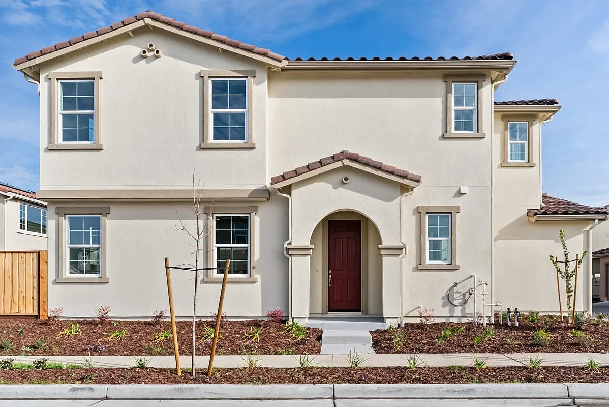 2100 Gladiola Dr photo 1
