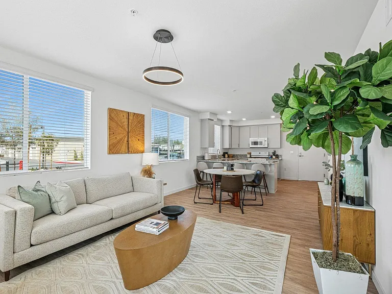 Altitude Apartments — Photo 16