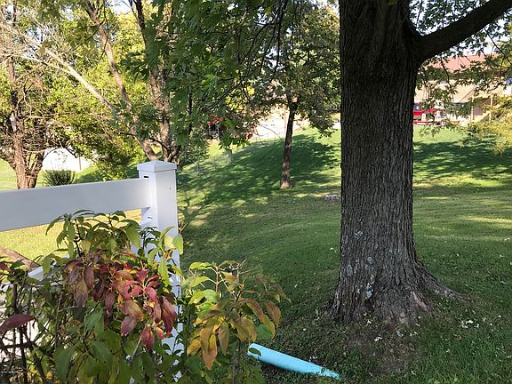 5th image of 314 Thomas Dr