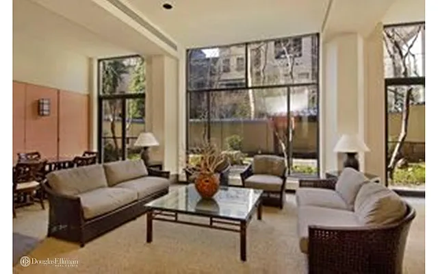 Rented by Douglas Elliman | media 22