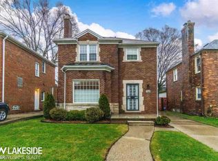 17334 Santa Rosa Dr, Detroit, MI 48221