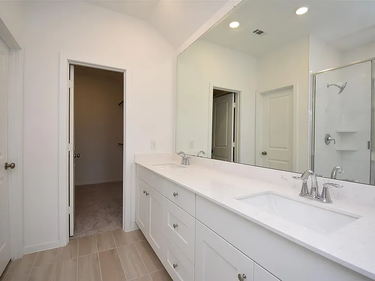 6303 Golden Seaton Dr — Photo 27