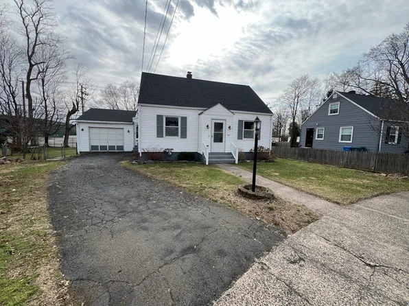 317 Franklin Rd, Hamden, CT 06517