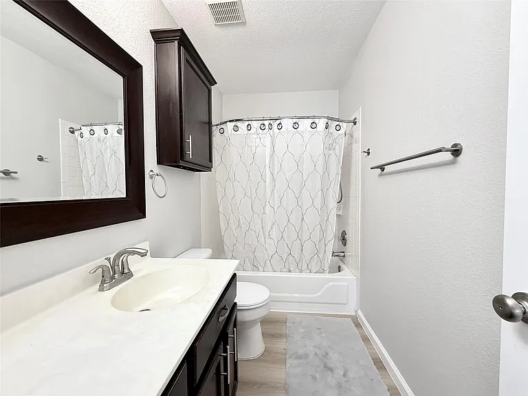 2417 Hallie Ln — Photo 36