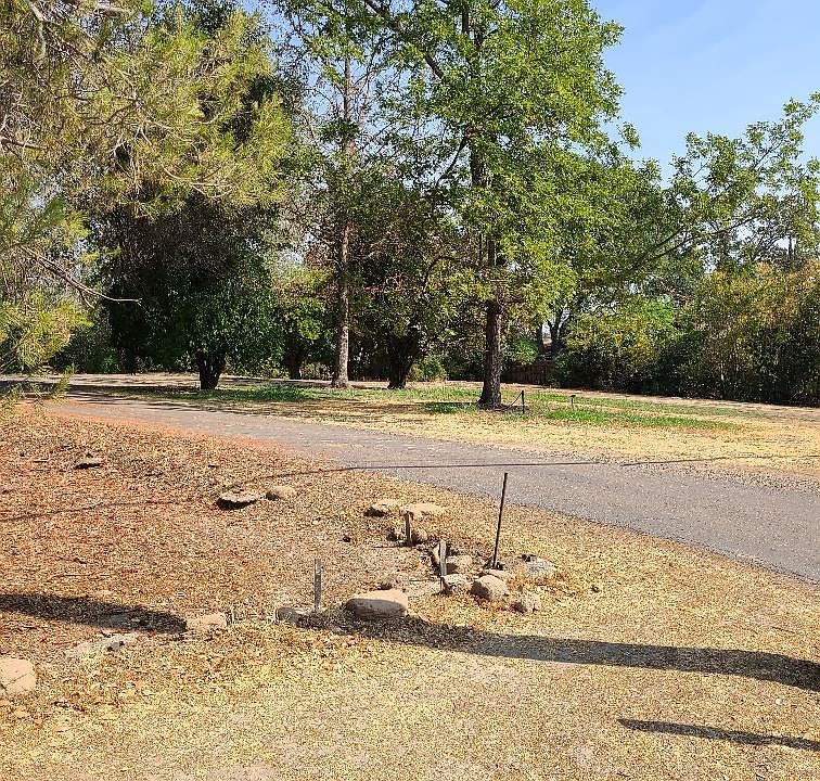 1st image of 1-4134 Bannister Rd