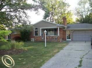 53067 Briar Dr, Shelby Township, MI 48316