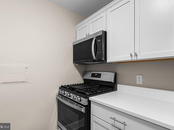 3rd image of 301 N Beauregard St APT 111