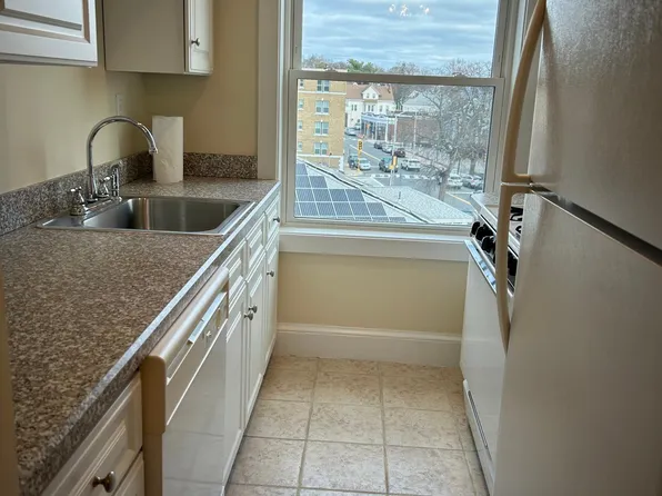 134 Salem St #9, Malden, MA 02148