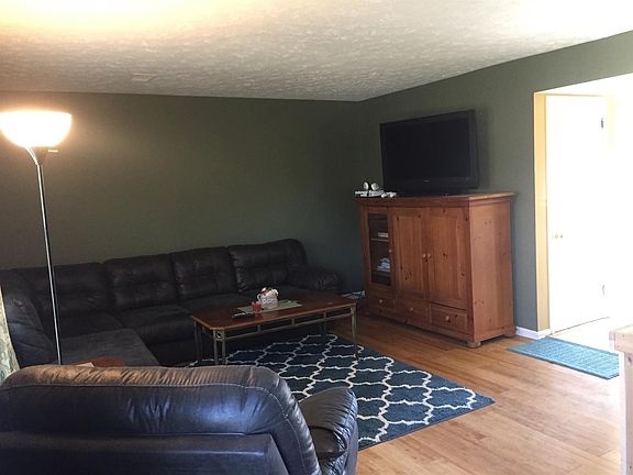 2nd image of 3514 Sutherland Dr