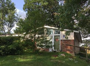 947 Oak Ridge Ave, Saint Louis, MO 63126