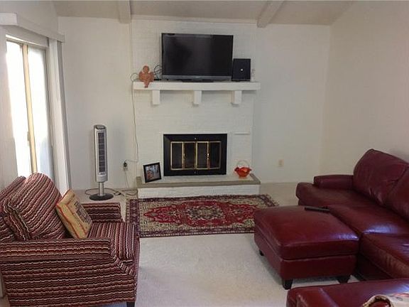 2nd image of 2109 Oak Brook Dr