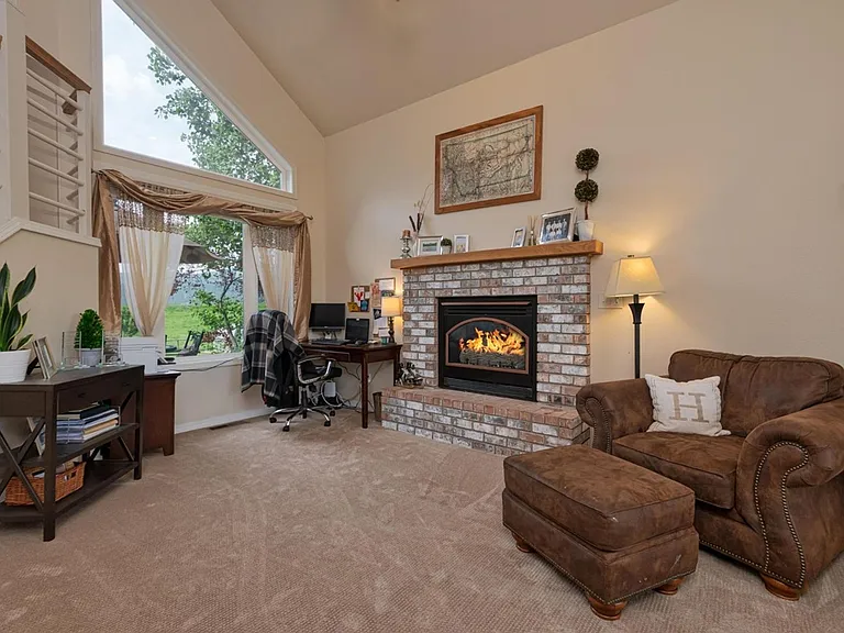 1480 Cresthaven Dr — Photo 36