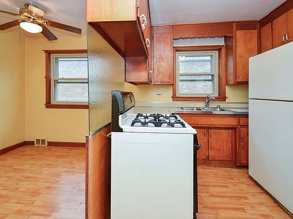 5th image of 6721 S Kildare Ave