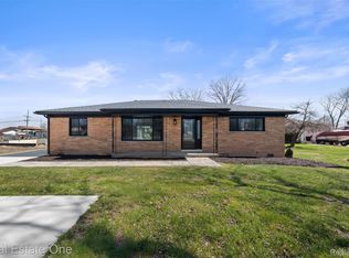 47900 Jefferson Ave, Chesterfield, MI 48047