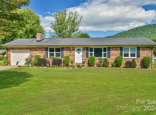 70 W Carson St, Old Fort, NC 28762