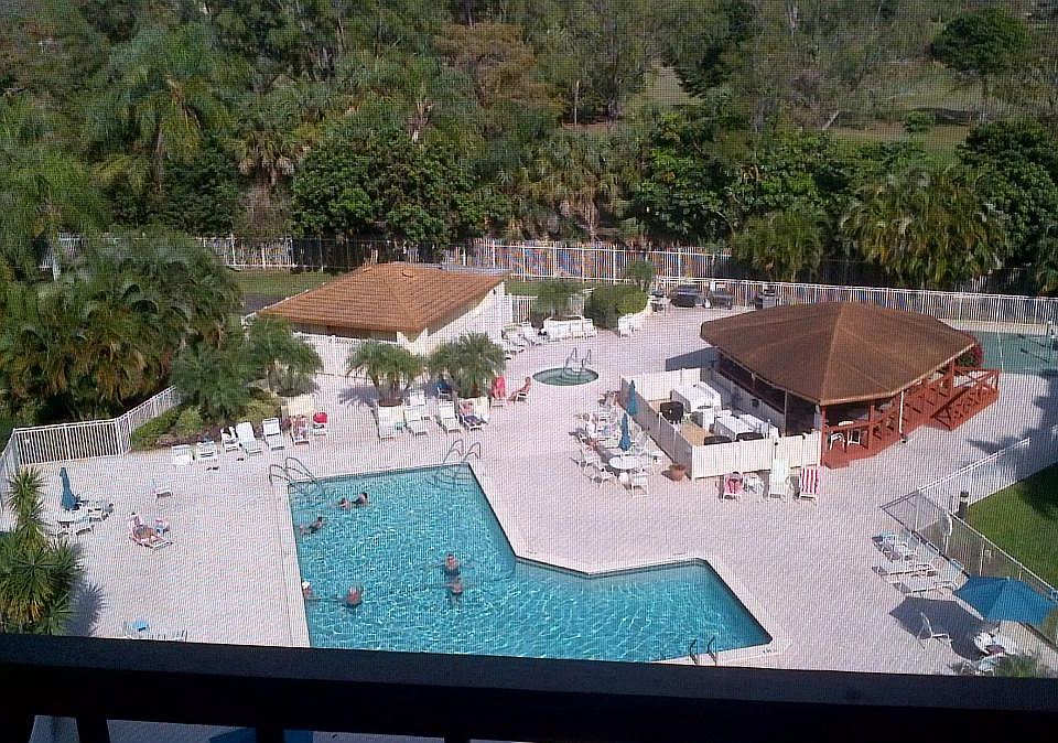 SWIMMING POOL GAZEBO