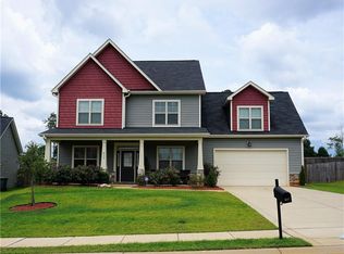 832 Ronald Reagan Dr, Fayetteville, NC 28311