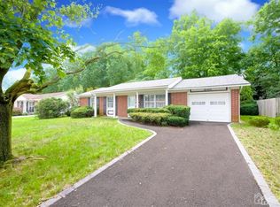 16 Sheffield Ave, Monroe Township, NJ