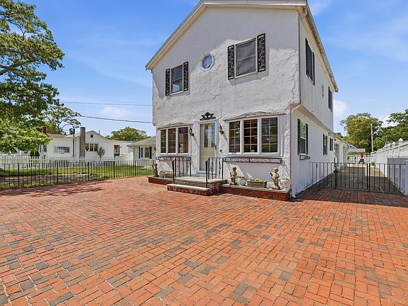 4th image of 7 Swift Avenue