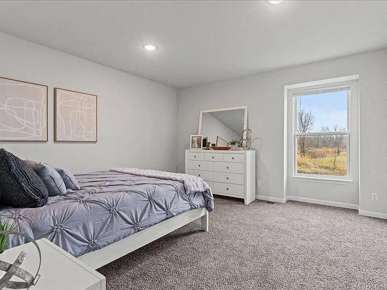 Oak Woods Townhomes — Photo 20
