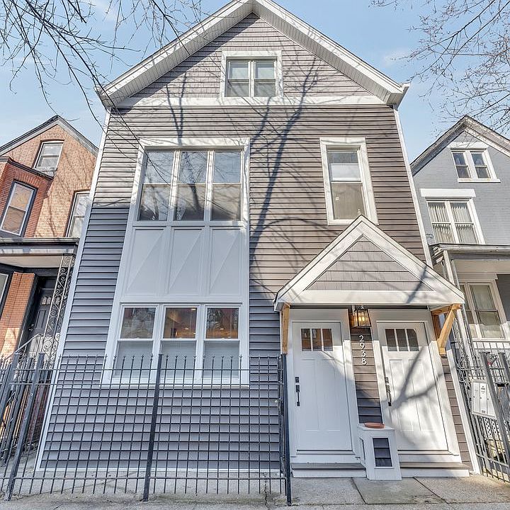 1st image of 2938 N Sawyer Ave #1