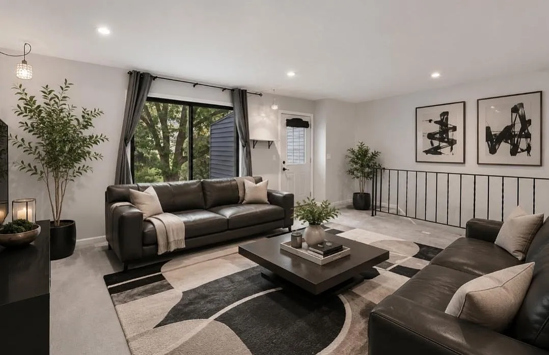 2 bed, 1.0 bath, 1256 sqft, $1,500 — Photo 2