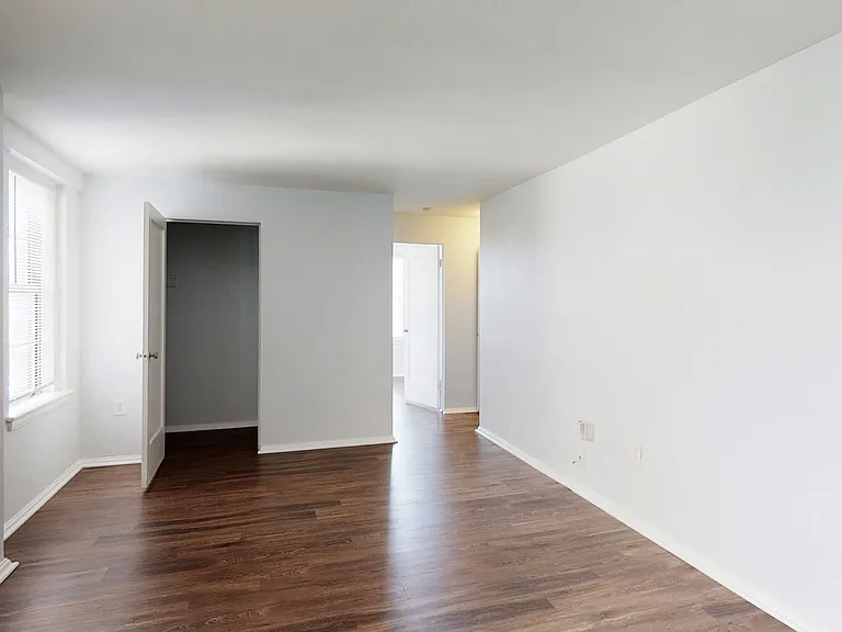 Dining/Living room