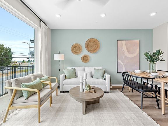 VV Plan 2A Family Room Dining