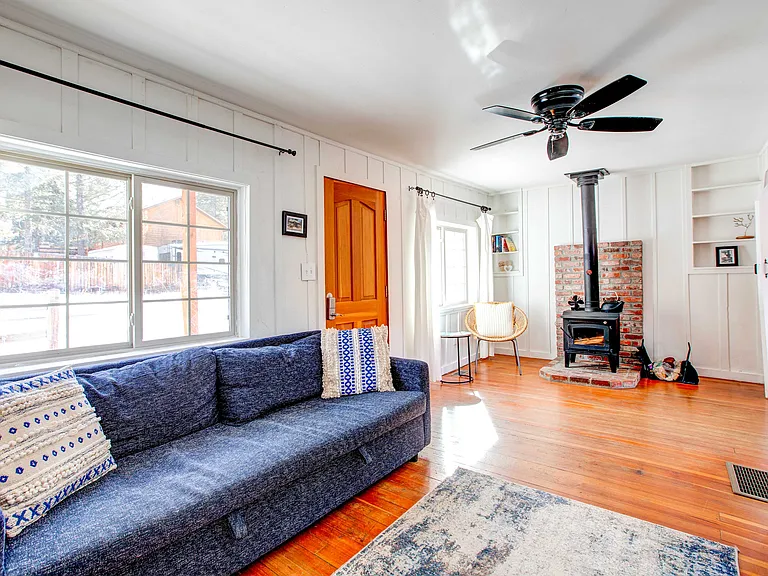 506 N Fairview St — Photo 23