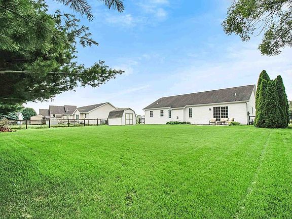 2nd image of 11117 Golden Pheasant Dr