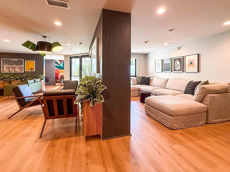 1680 E 12th Ave #204 — Photo 31