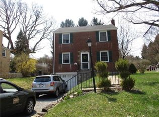 8255 Remington Dr, Pittsburgh, PA 15237