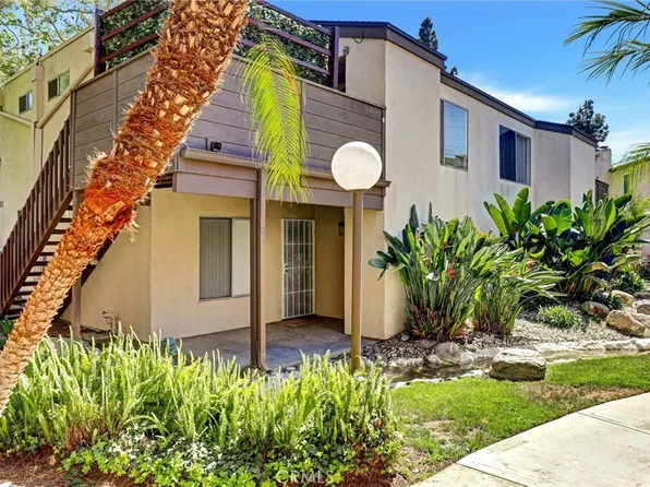 1466 Cabrillo Park Dr APT C, Santa Ana, CA 92701