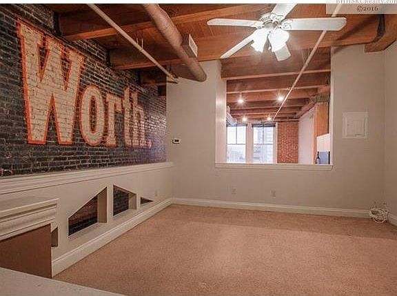 5th image of 700 Broadway Blvd #206