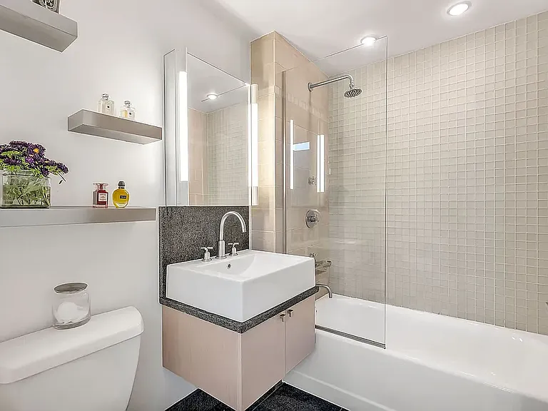 120 Greenwich St #Penthouse 2 — Photo 4