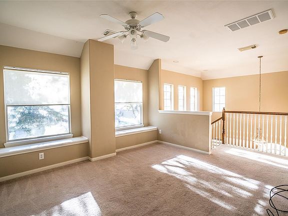5th image of 4727 Tremont Glen Ln