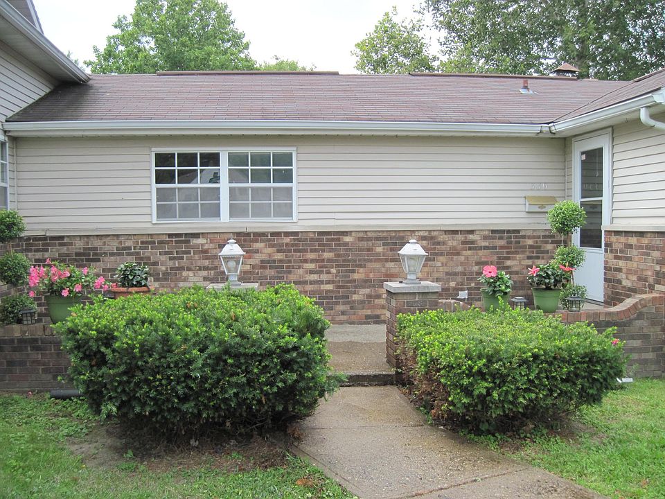 1st image of 330 Pickett St #330