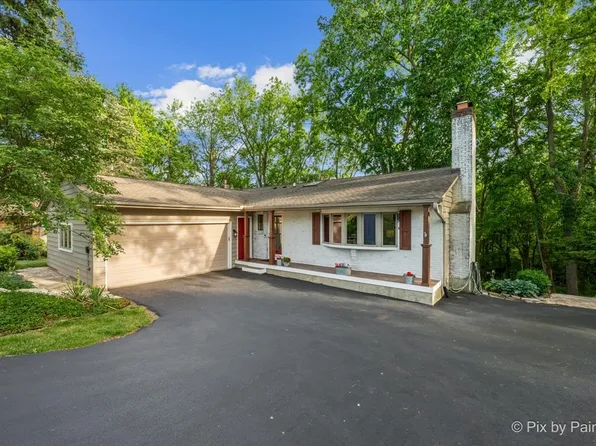 732 Hillside Ct, Algonquin, IL 60102