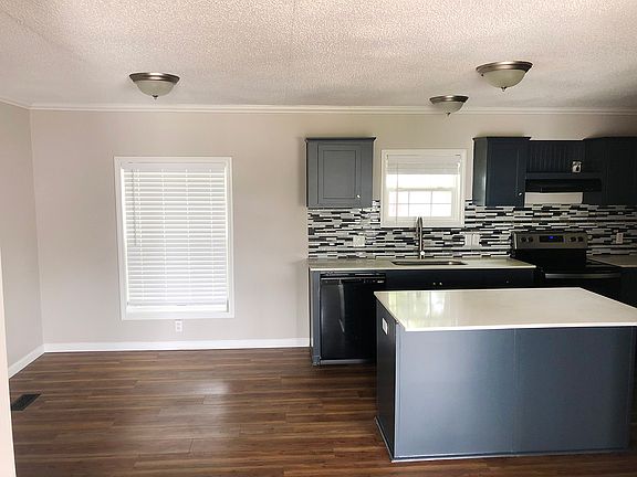 4th image of 3050 S Lynhurst Dr #B056a221d