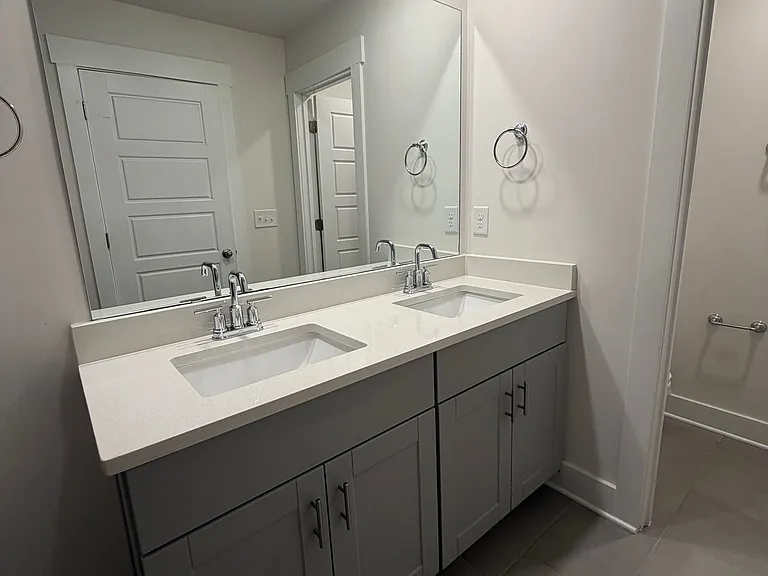 814 Thread Way — Photo 19