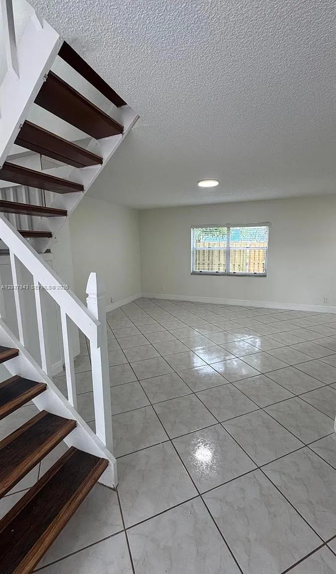 Black Creek Villas — Photo 3