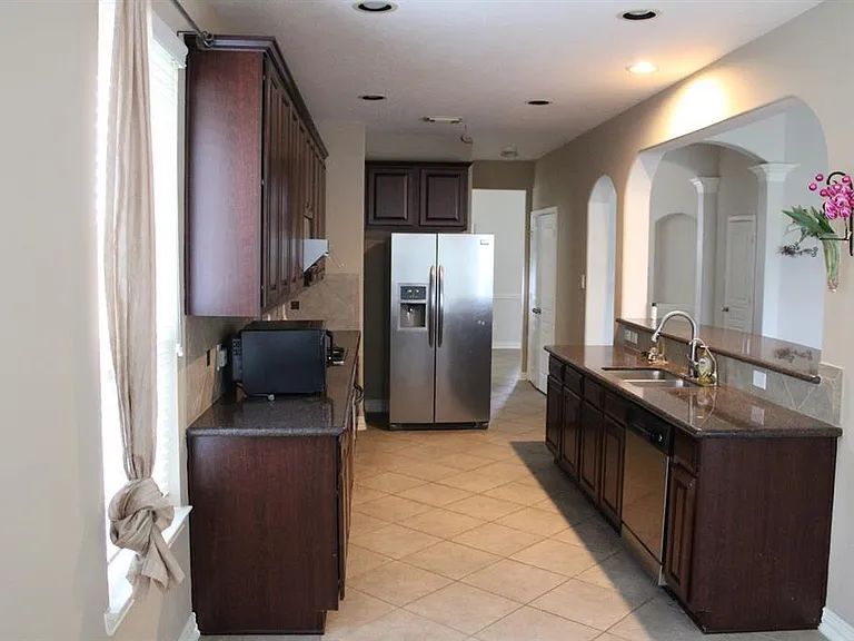 17927 Sugarloaf Bay Dr — Photo 10