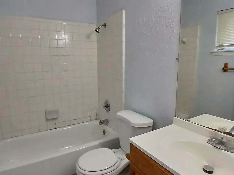12109 Bishop Dr — Photo 39