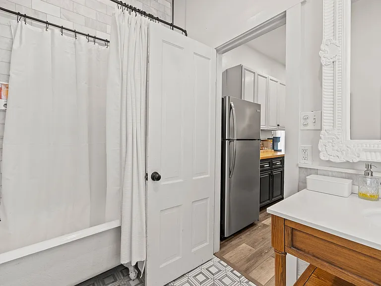1212 Price St #A — Photo 6