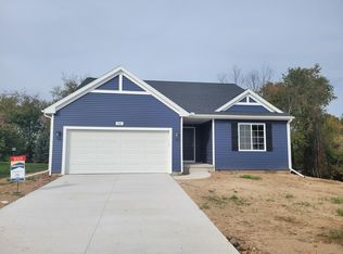 930 Whitetail Ct, Ionia, MI 48846