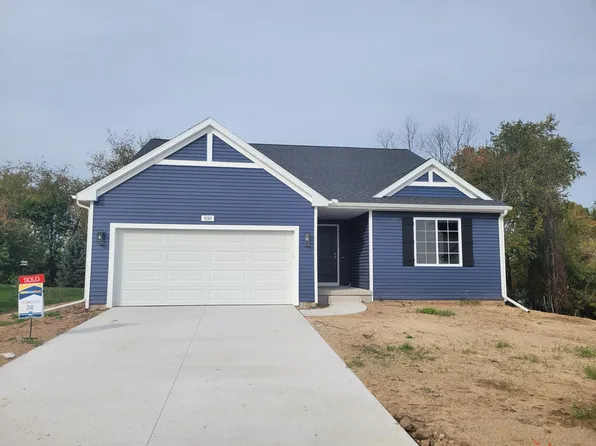 930 Whitetail Ct, Ionia, MI 48846