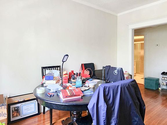 2nd image of 1154 W Morse Ave #2